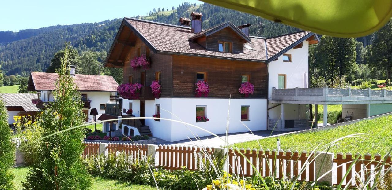 Ferienwohnung Neuheim นีเดอเรา ภายนอก รูปภาพ