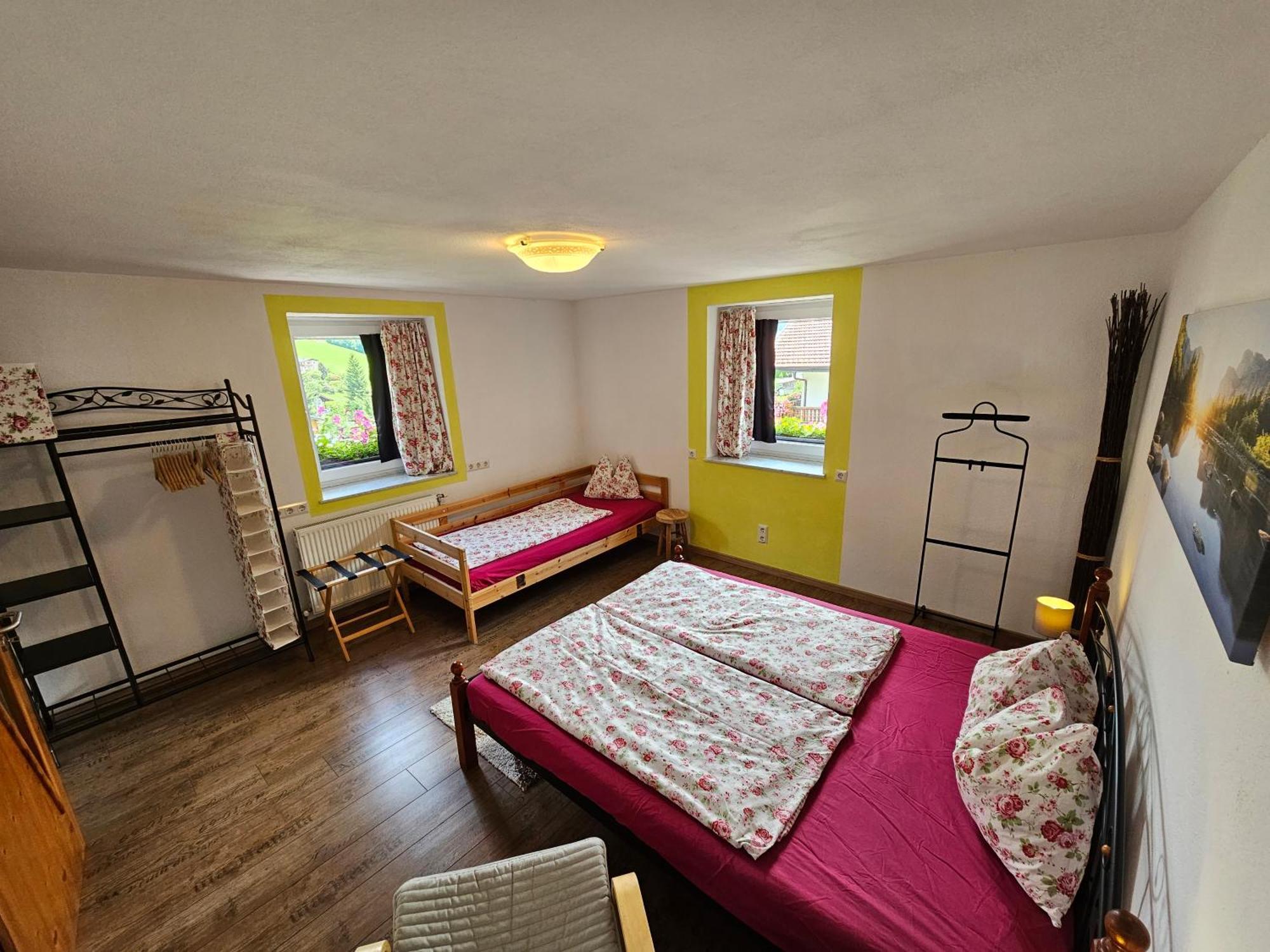 Ferienwohnung Neuheim นีเดอเรา ภายนอก รูปภาพ